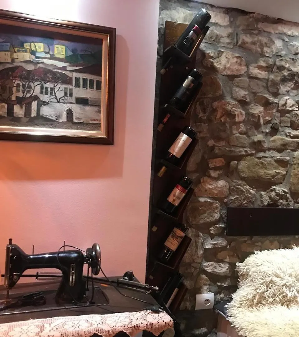 Bujtina Veritos Berat Guest house